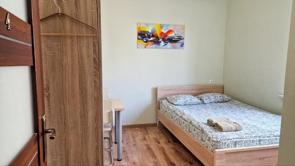 Bed, Photo of the whole room, Bedroom, wardrobe