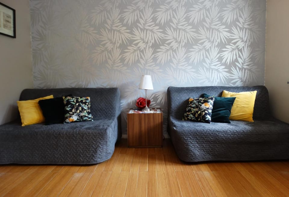 Living room, Bedroom