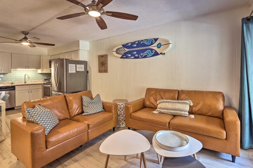Hilton Head Condo w/ Covered Balcony + Pool Access House in North Forest Beach