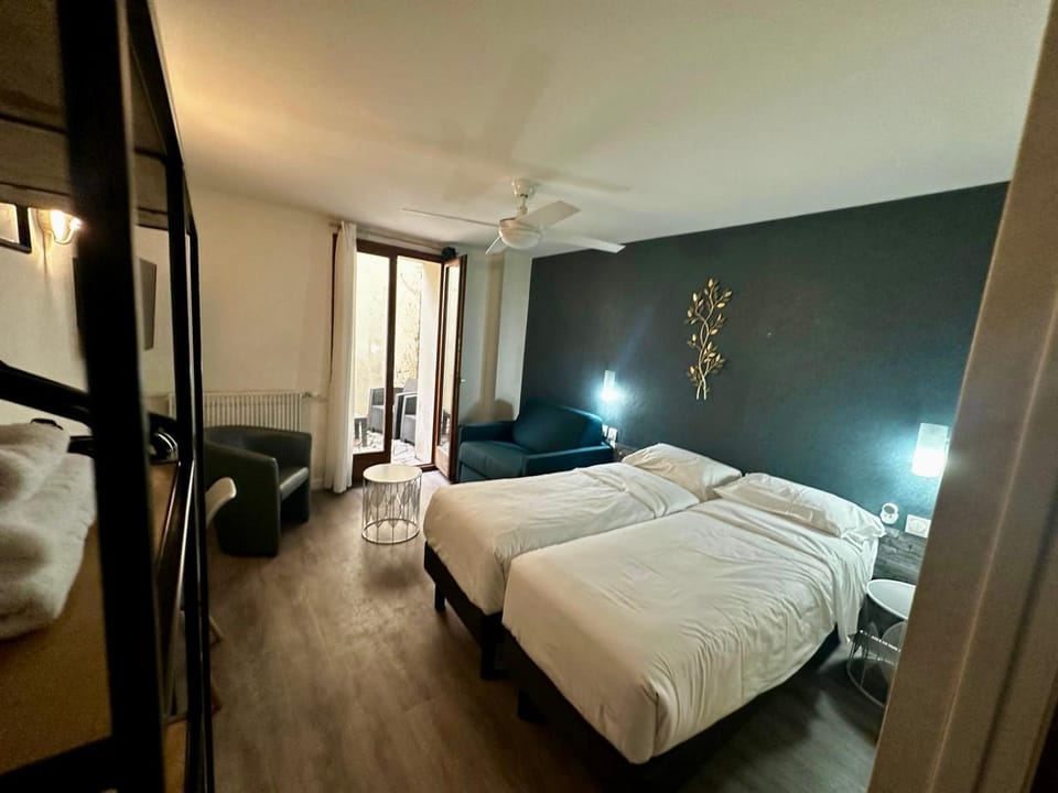 Hôtel du Maine Hotel in Paris