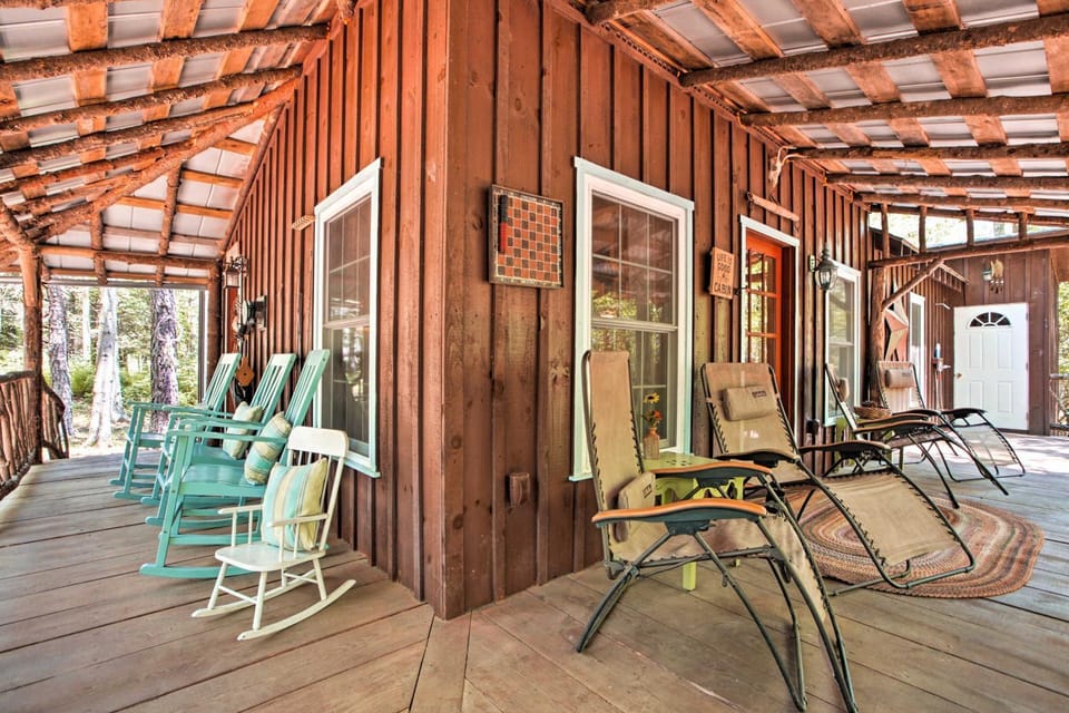 Cabin on Mountain Stream, Surrounded by Forest Cabin in Shenandoah Valley
