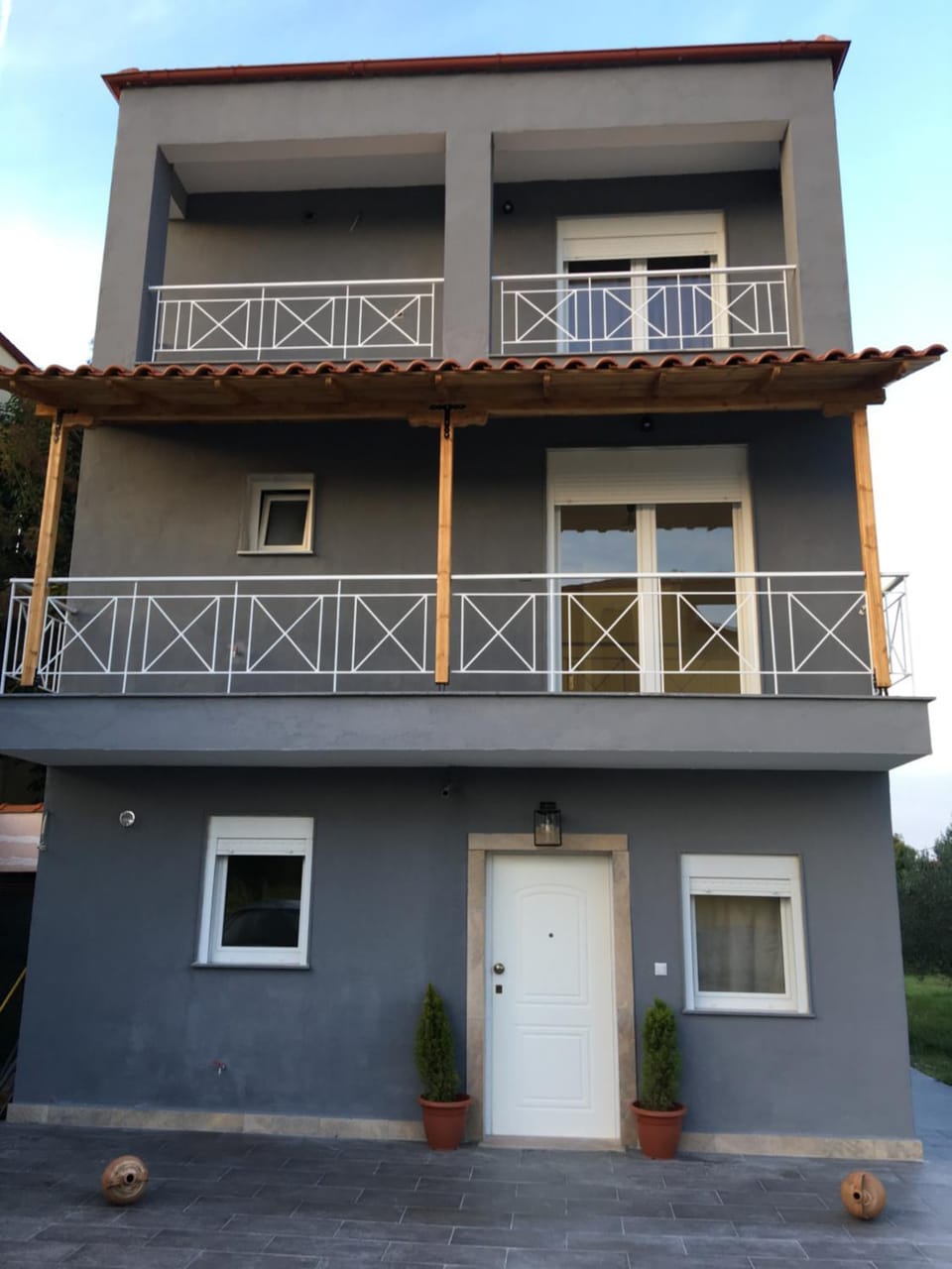 Property building, Facade/entrance