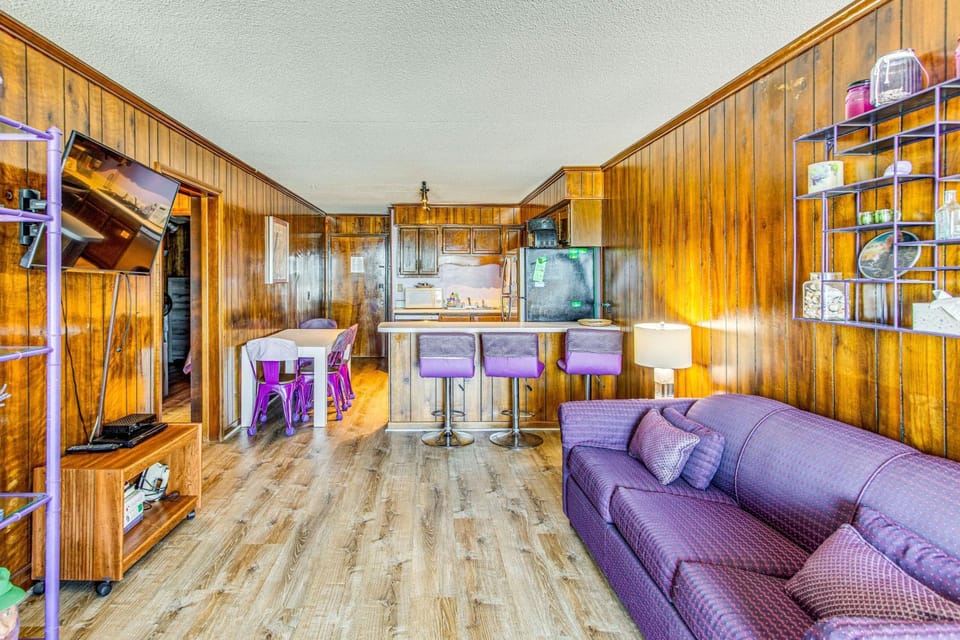 ~ 9 Mi to Boardwalk: Oceanfront Myrtle Beach Condo House in South Carolina