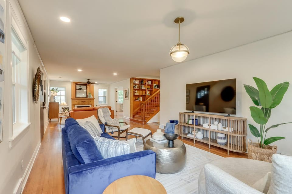 Fayetteville Home about 2 Blocks to Dickson Street! House in Fayetteville