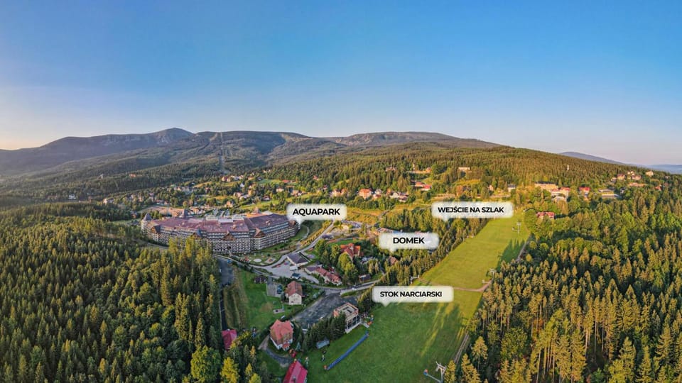 Nearby landmark, Natural landscape, Bird's eye view, Mountain view