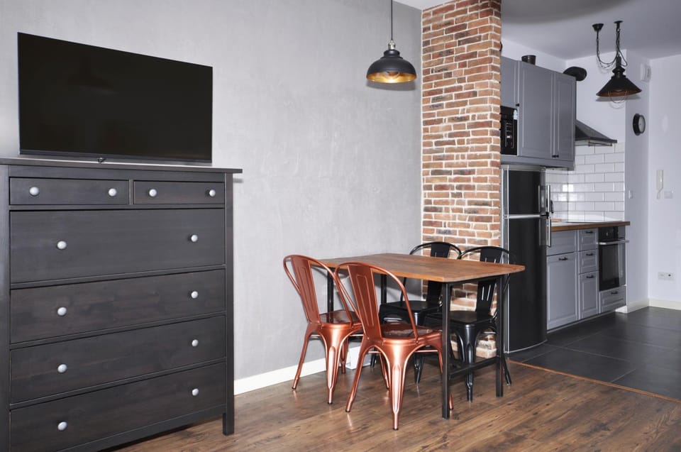 TV and multimedia, Kitchen or kitchenette, Dining area