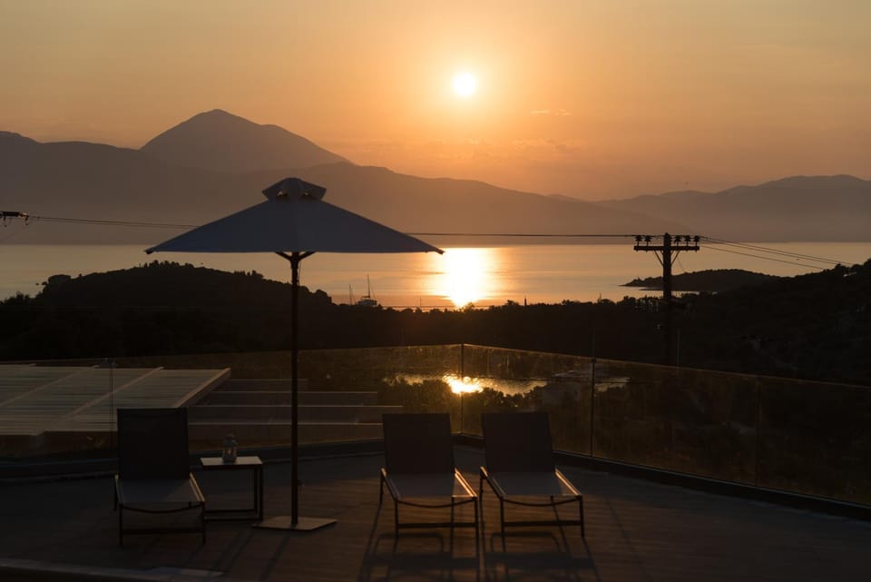 Pool view, Sea view, Sunrise