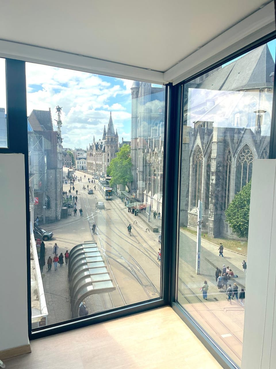 City view, Location, soundproof