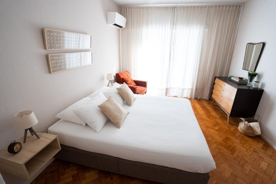 Balcony/Terrace, Bedroom, air conditioner