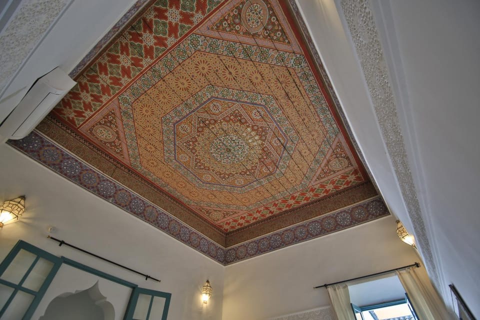 Riad 5 GÉNÉRATIONS Bed and Breakfast in Marrakesh