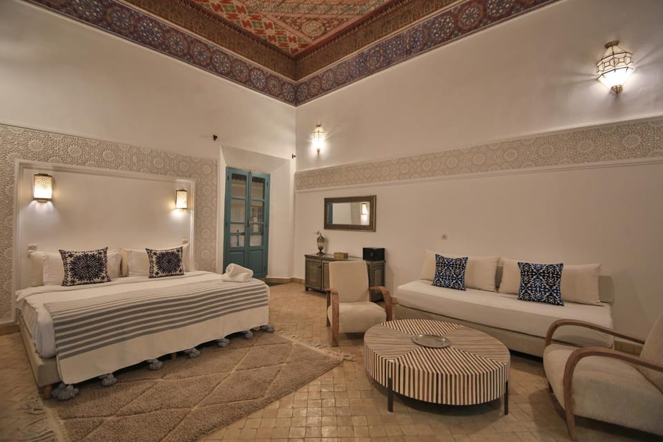 Riad 5 GÉNÉRATIONS Bed and Breakfast in Marrakesh