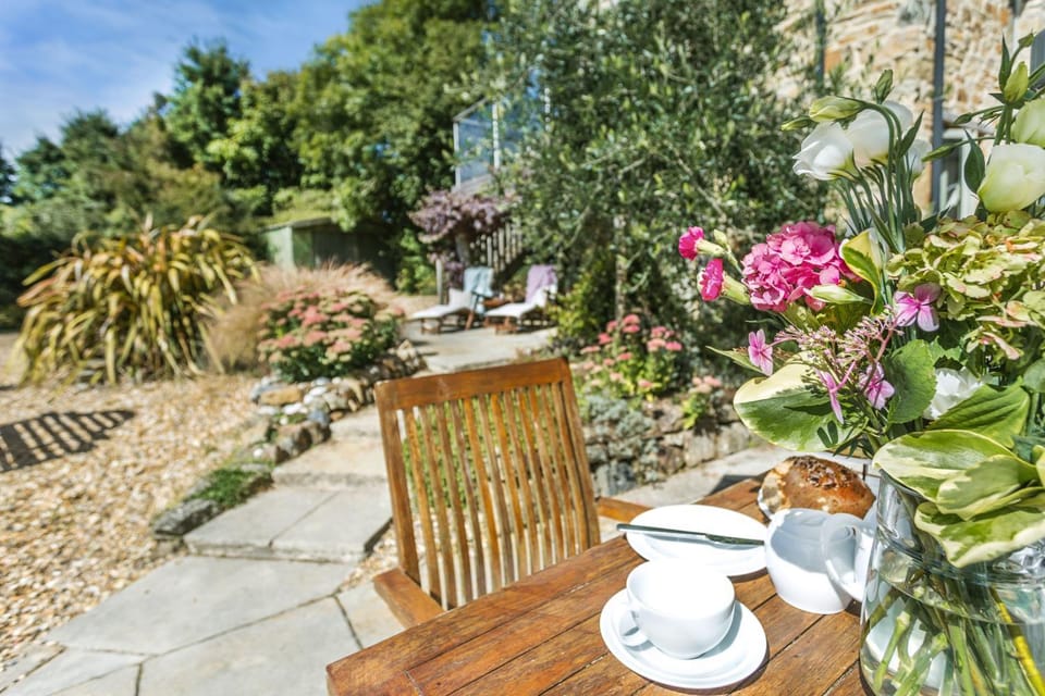 Patio, Garden, Garden view