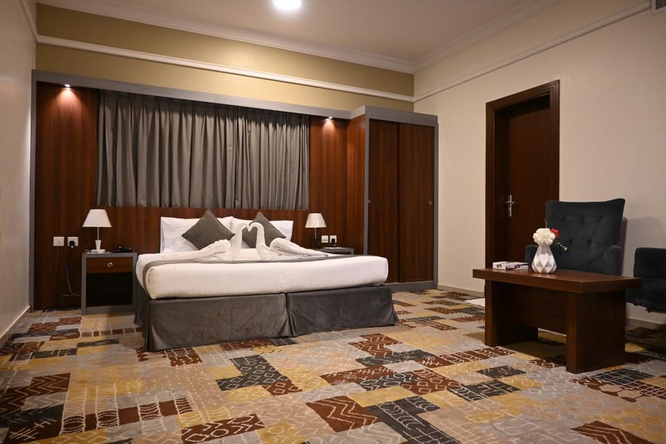 Bed, Bedroom, wardrobe