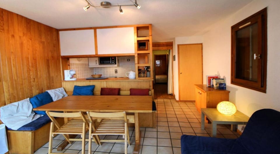 Résidence Le Centre - 2 Pièces pour 6 Personnes MAE-3305 Apartment in Champagny-en-Vanoise