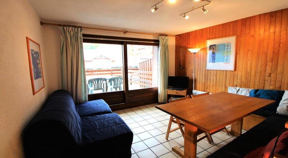 Résidence Le Centre - 2 Pièces pour 6 Personnes MAE-3305 Apartment in Champagny-en-Vanoise