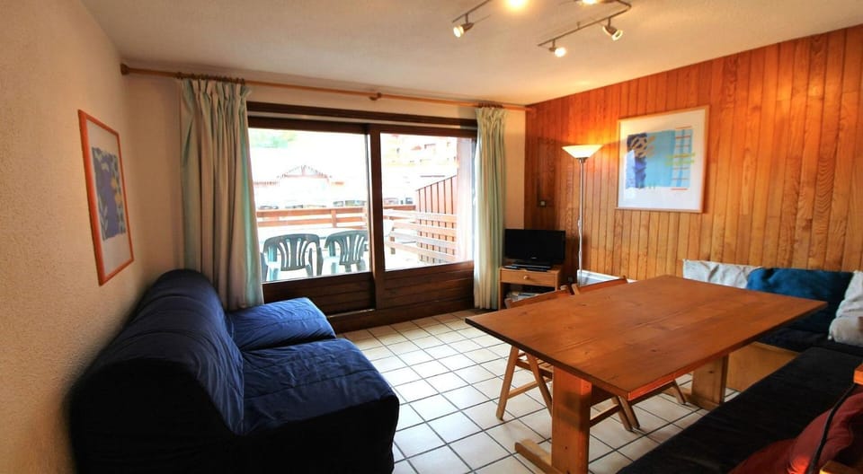 Résidence Le Centre - 2 Pièces pour 6 Personnes MAE-3305 Apartment in Champagny-en-Vanoise