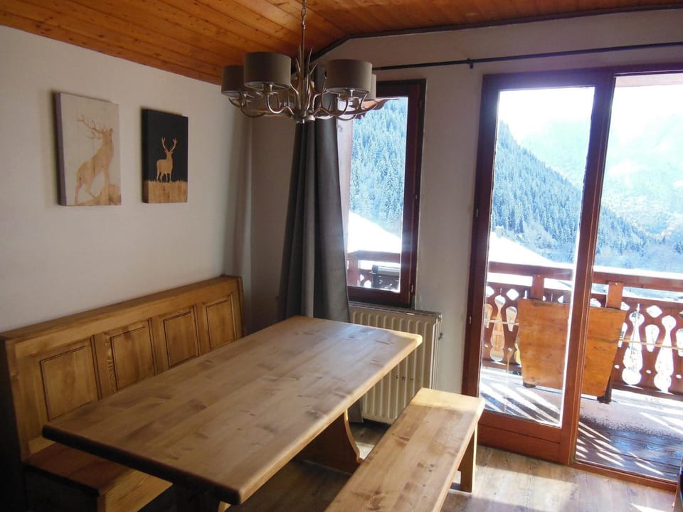 Chalet Fleur De Neige - 2 Pièces pour 5 Personnes MAE-3334 Apartment in Champagny-en-Vanoise