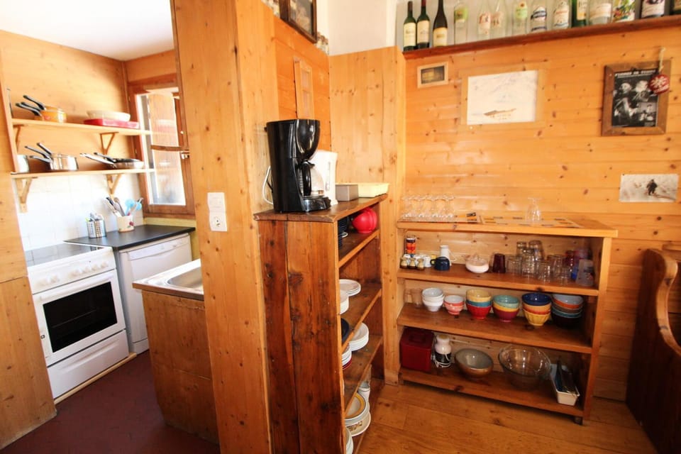 Chalet Bobech - chalet traditionnel, terrase plein sud MAE-3383 Chalet in Tignes