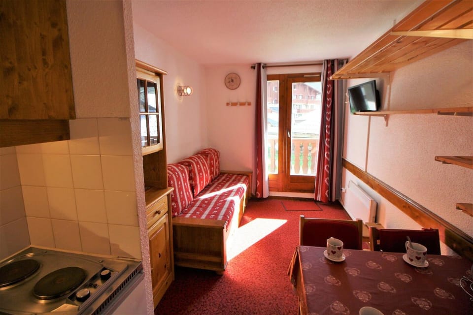 Chalet Club - Studio 2 personnes à 100m des pistes MAE-3791 Apartment in Tignes