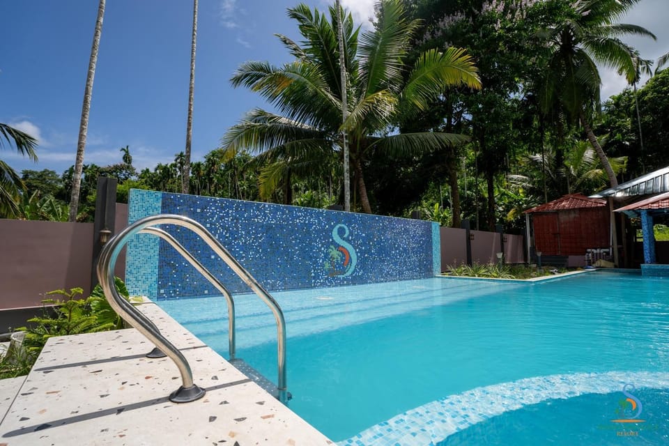 Property building, Pool view, Swimming pool