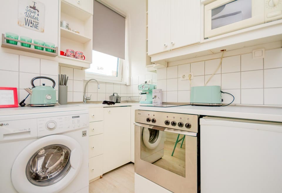 Kitchen or kitchenette, minibar, pet friendly, stove, toaster, washing machine