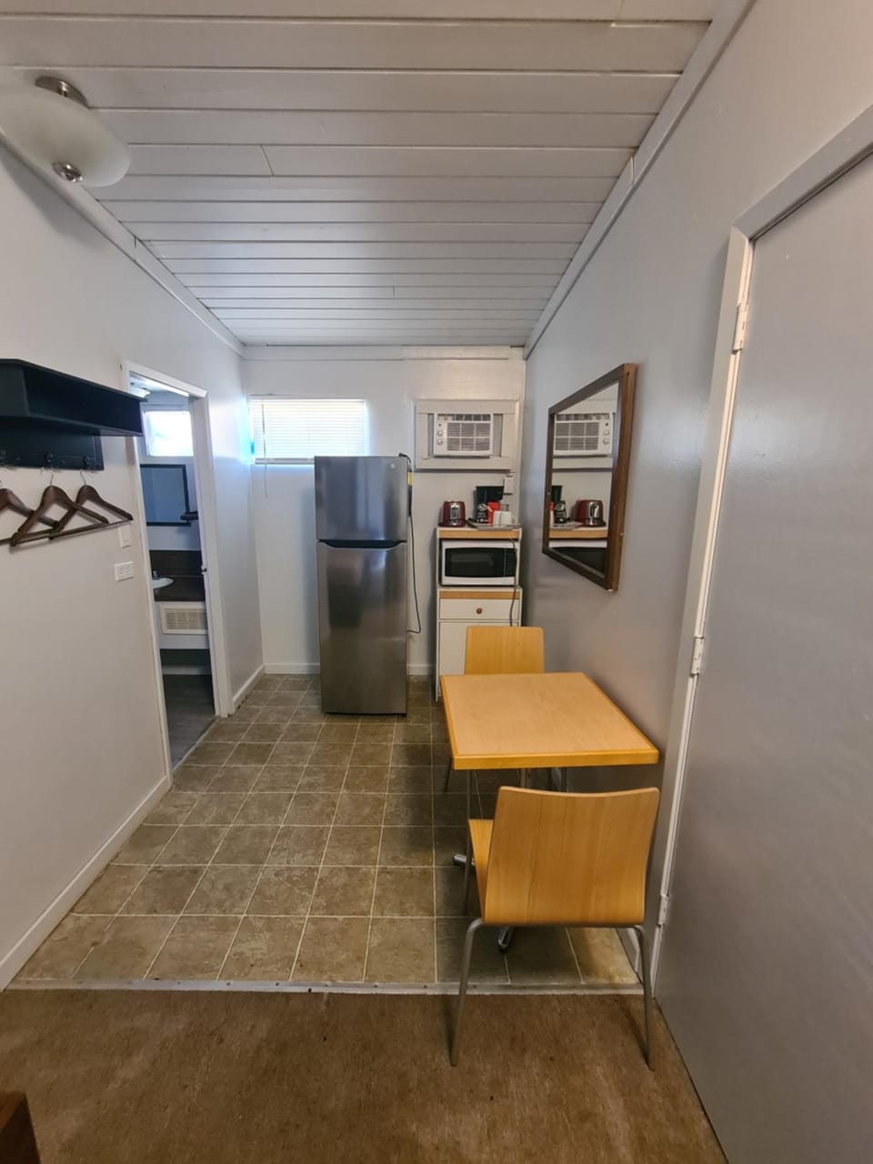 minibar