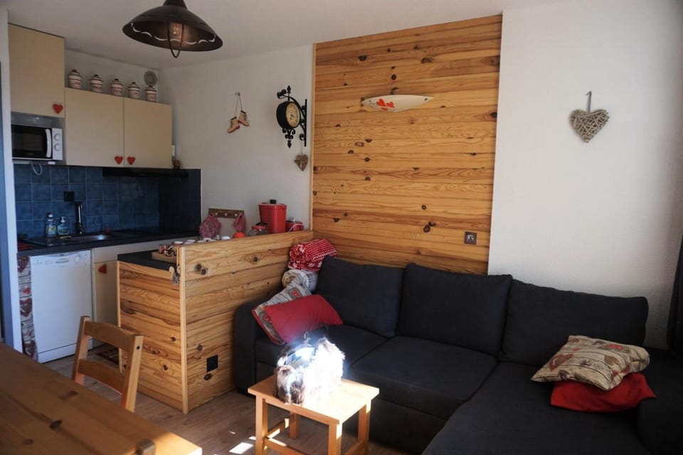 Résidence Plein Soleil Ii - studio cabine 4 personnes MAE-2800 Cabin in Provence-Alpes-Côte d'Azur