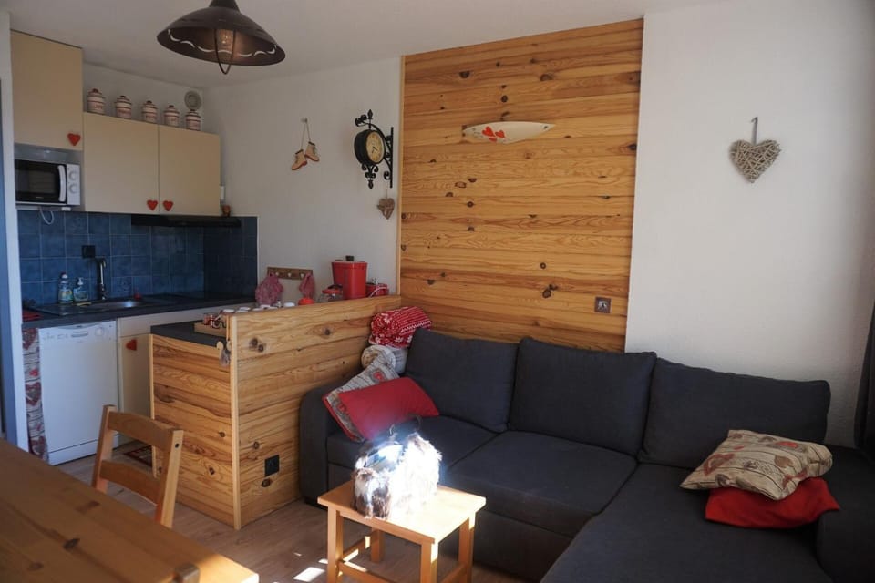 Résidence Plein Soleil Ii - studio cabine 4 personnes MAE-2800 Cabin in Provence-Alpes-Côte d'Azur