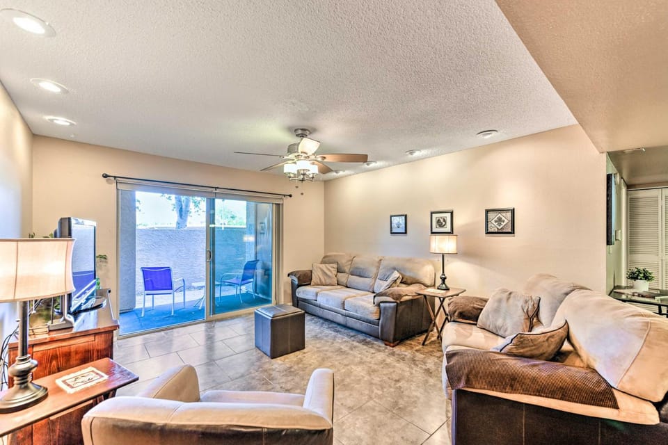 Walk to Sloan Park: Apt w/ Pool Access in Mesa House in Tempe