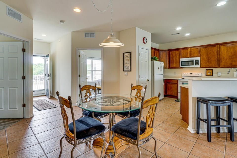 Lakefront Osage Beach Condo: Dock Your Boat Here! House in Osage Beach