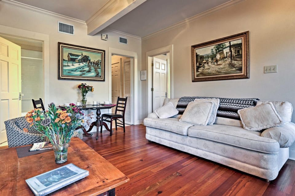 Bulverde Ranch House with Pool Access and 211 Acres! House in Bulverde