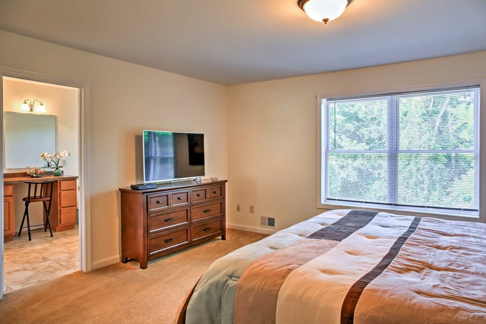 Lake George Townhome w/ Water View, Patio & Grill House in Queensbury