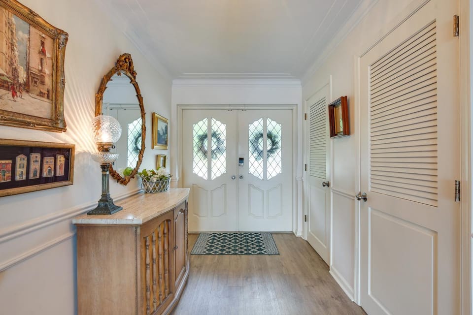 Waterfront Fort Lauderdale House w/ Heated Pool! House in Fort Lauderdale