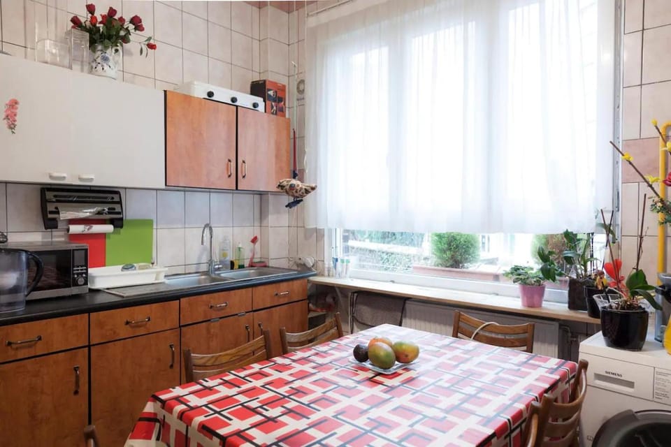 Liège, Luik, Lüttich - Chambre pour personne seule Vacation rental in Liège