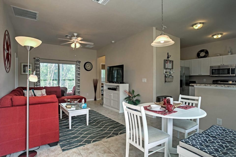Bokeelia Cottage w/ Private Pool House in Bokeelia