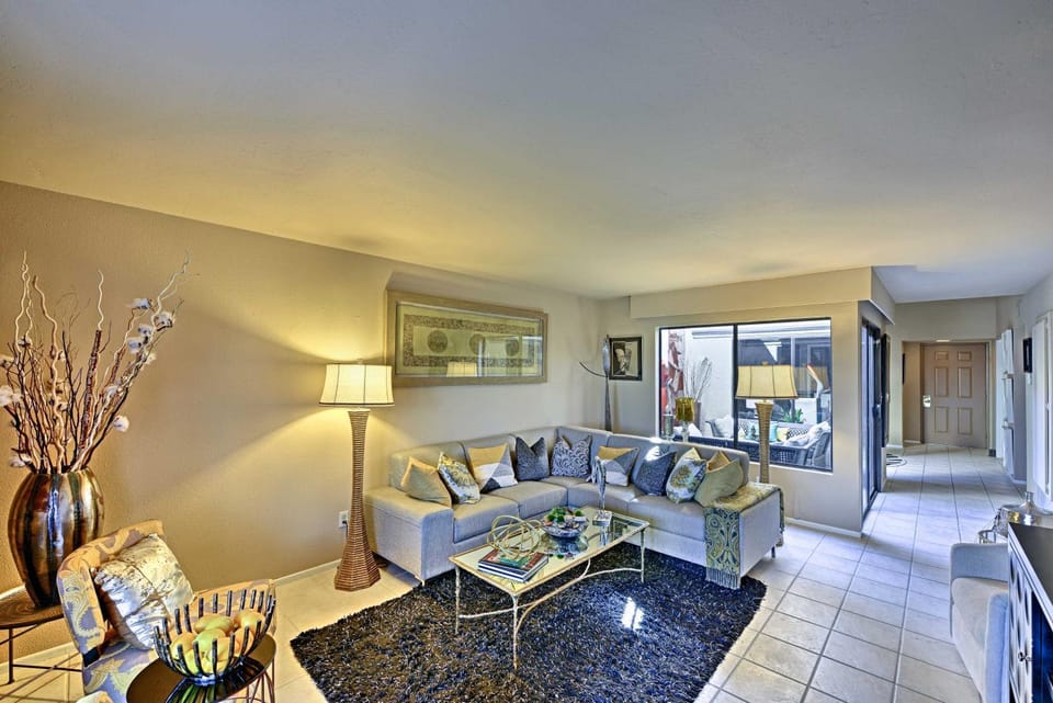 Patio & Mountain Views: Palm Desert Townhome House in Palm Desert