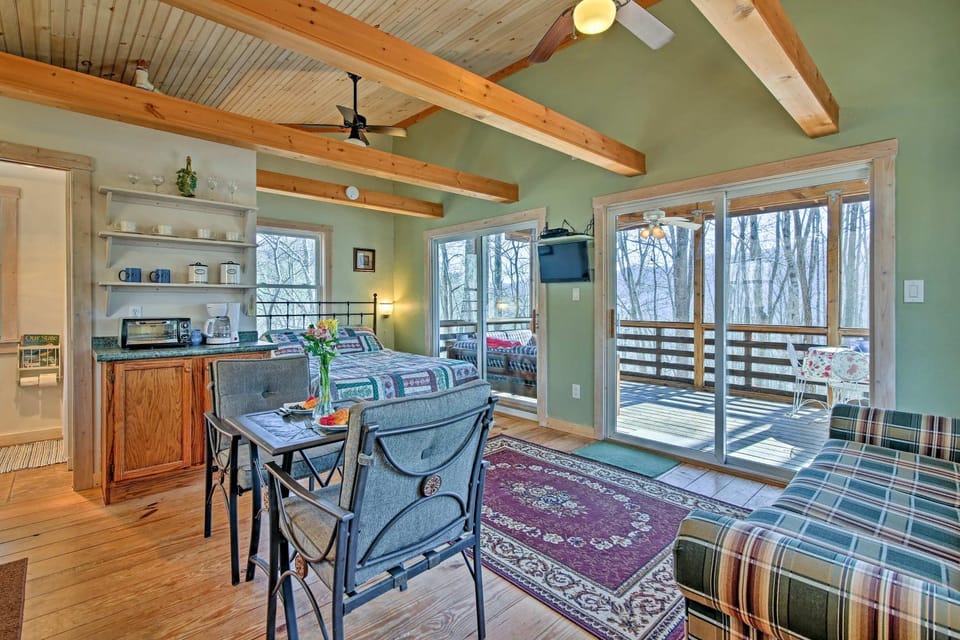 Screened Porch The Coop Robbinsville Cabin! Cabin in Stecoah