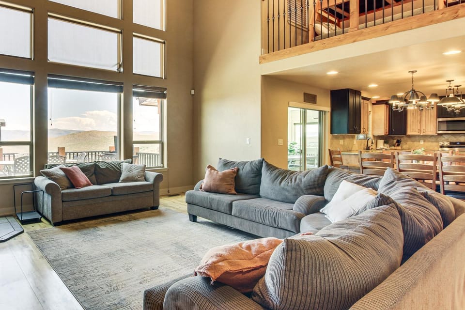 Private Beach Access! Luxe 7BR Bear Lake Cabin Cabin in Bear Lake