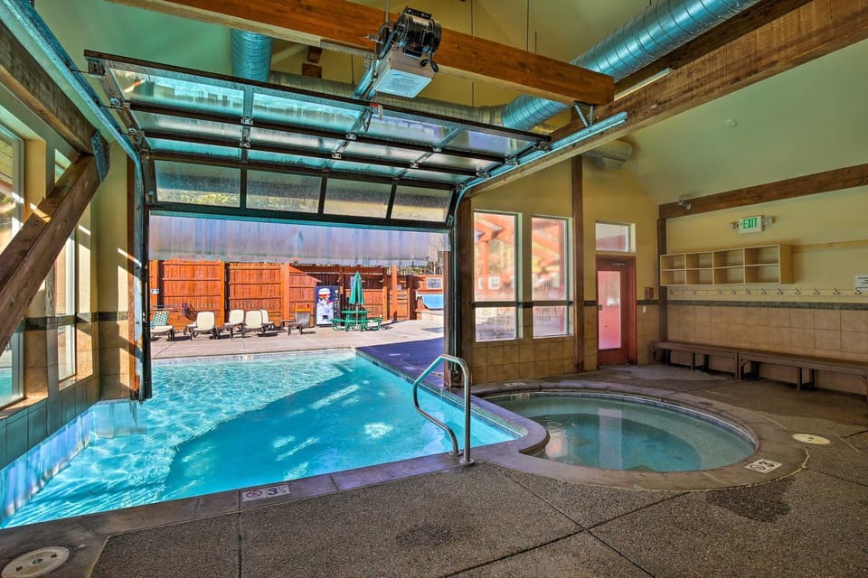 Ski-In Breckenridge Abode: Walk to Main St & Lifts House in Breckenridge