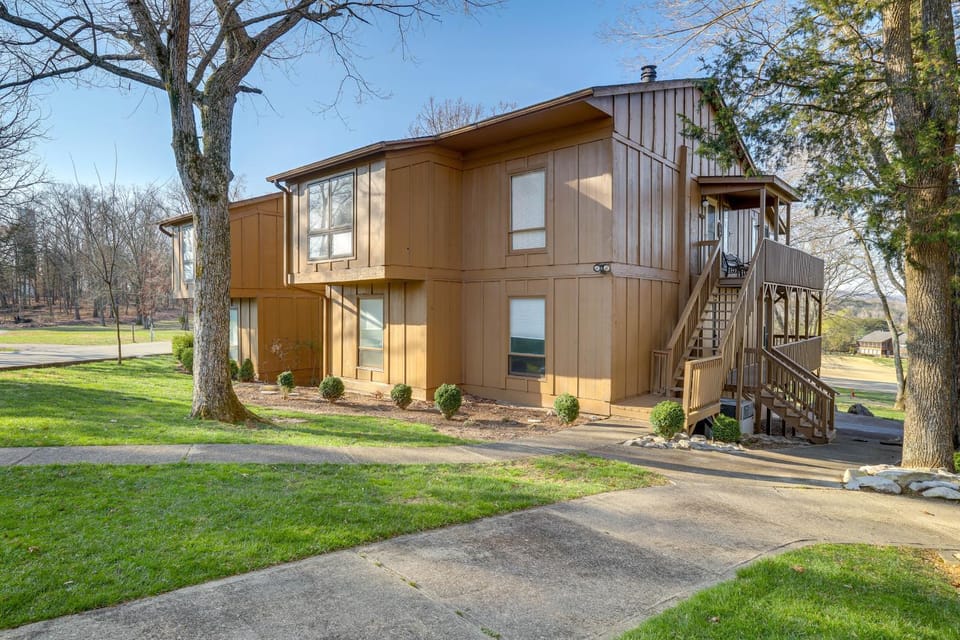 Lake Cumberland Resort Condo w/ Direct Lake Access House in Lake Cumberland