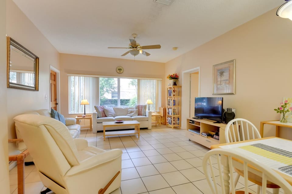 Ft Lauderdale Area Condo - Walk to Beach & Shops! House in Lauderdale-by-the-Sea