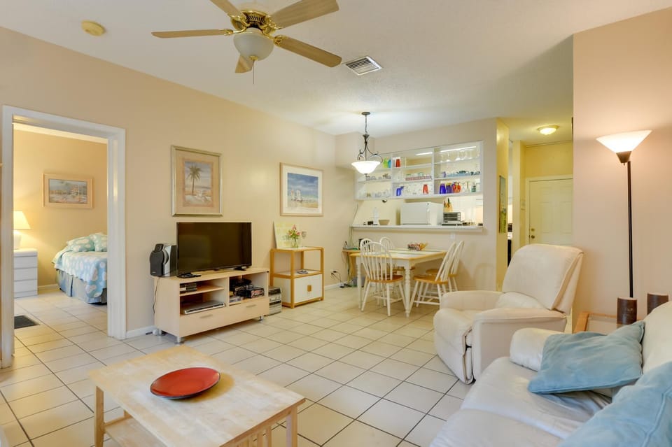 Ft Lauderdale Area Condo - Walk to Beach & Shops! House in Lauderdale-by-the-Sea