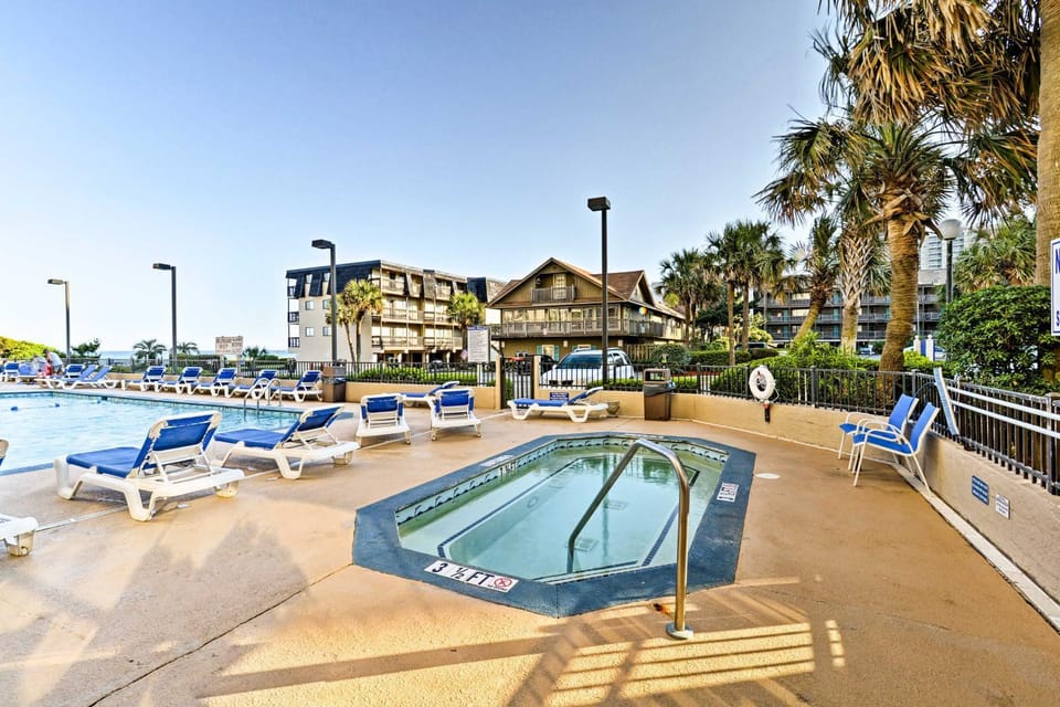 Pools, Patio & Stunning Views: Myrtle Beach Oasis House in Myrtle Beach