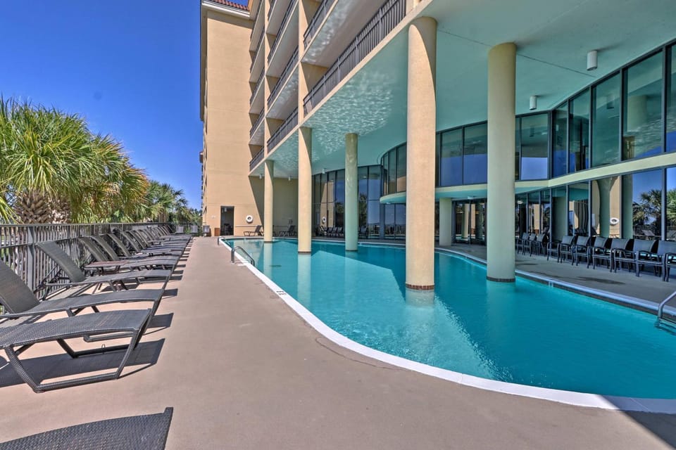 Beachfront Dauphin Island Condo w/ 2 Pools & Sauna House in Dauphin Island