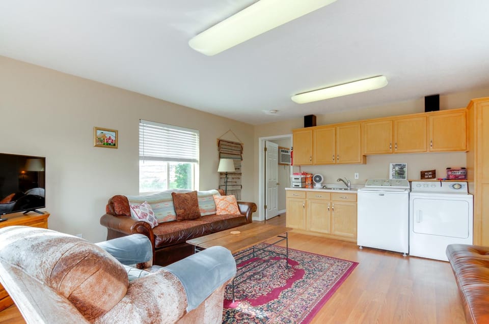Charming Barn Apt in Boulder! Gateway to Parks! Apartment in Capitol Reef