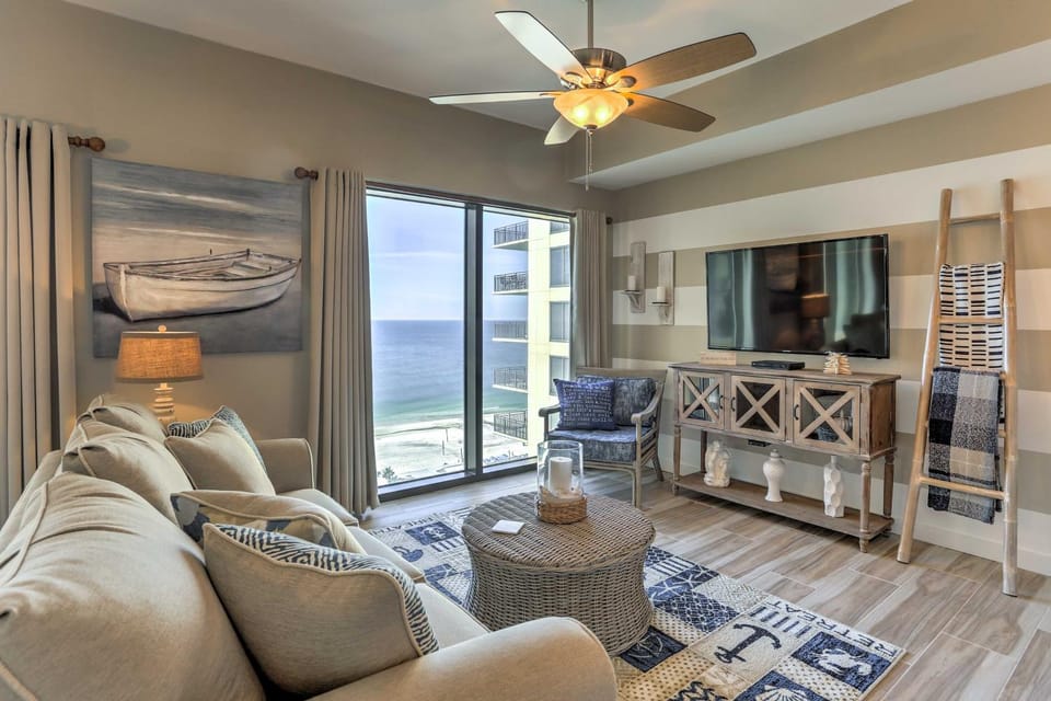Coastal Florida Abode w/ Pool Access & Ocean Views House in Panama City Beach