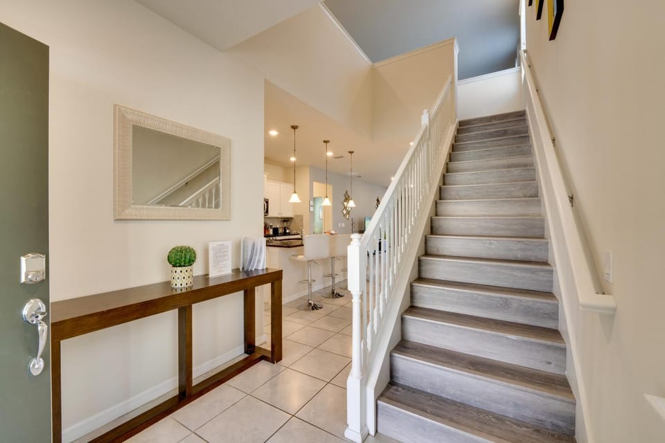 Disney 7BR Villa w/ Pool, Spa & Lazy River! Villa in Four Corners