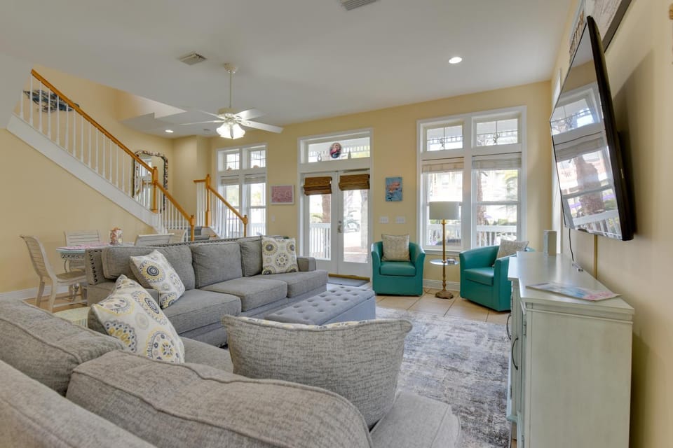 Santa Rosa Beach House w/ Spacious Deck House in South Walton County