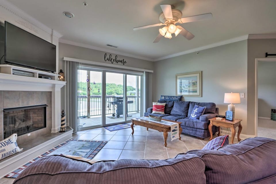 Balcony & Seasonal Pool: Lakefront Ozark Condo House in Ozark Mountains