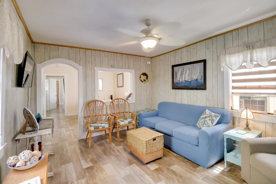 Deck & Indian River Bay Views: Coastal Cottage House in Sussex County